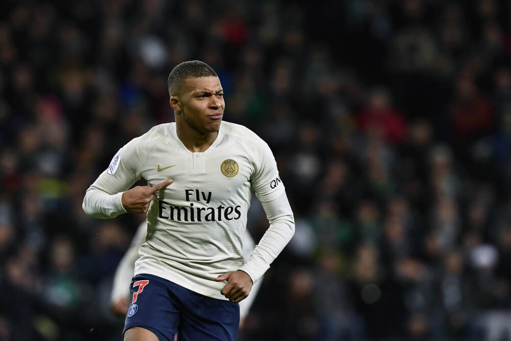 Kimi 完成 5 亿美元新融资